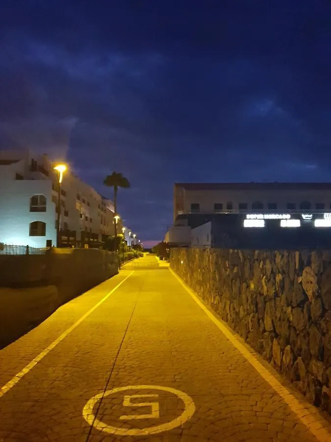Rocas Del Mar 221